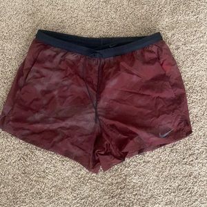 Nike Swift 5 inch running shorts size L